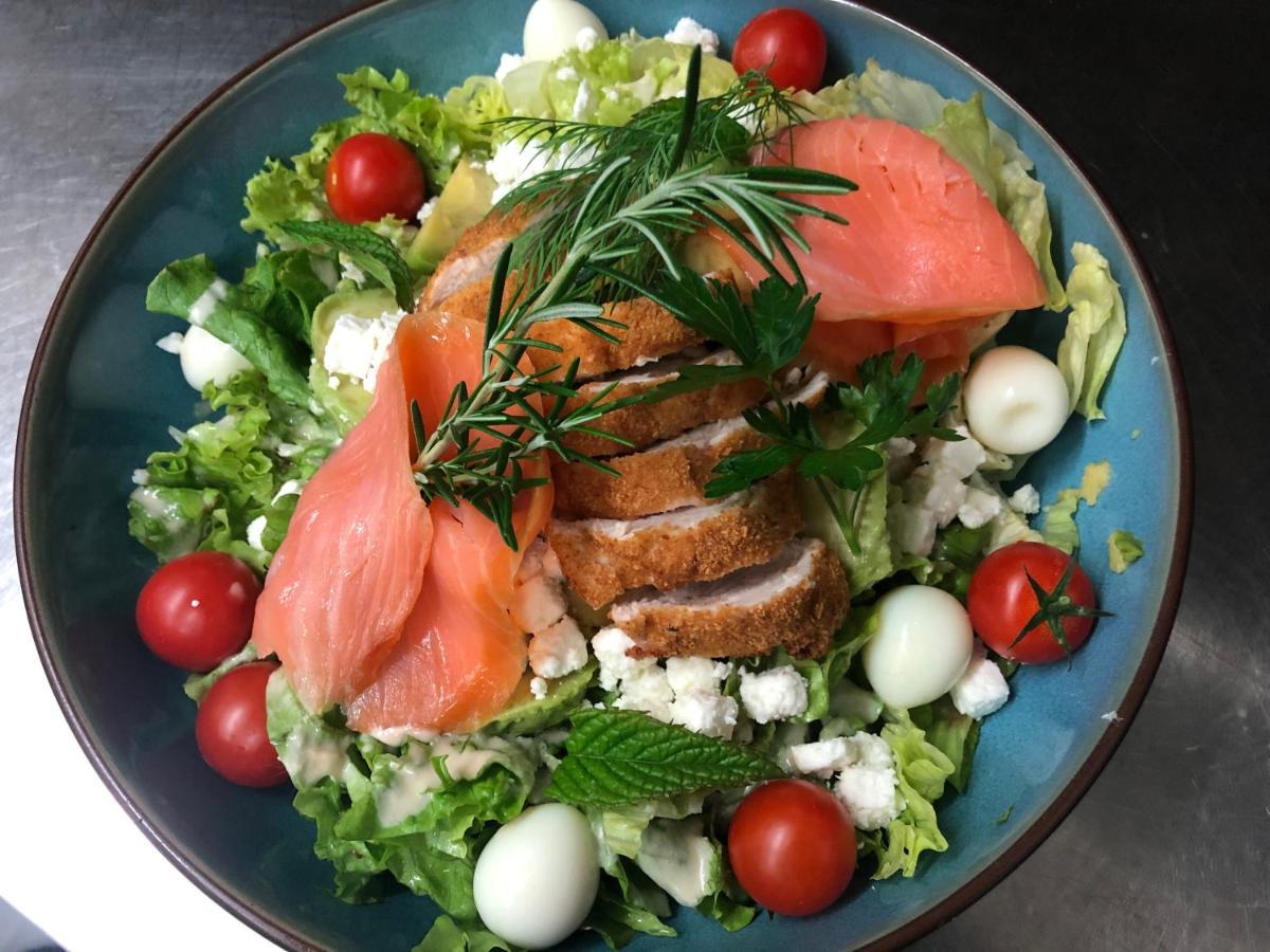 בורבון-לה-בה Hotel Restaurant Herard מראה חיצוני תמונה