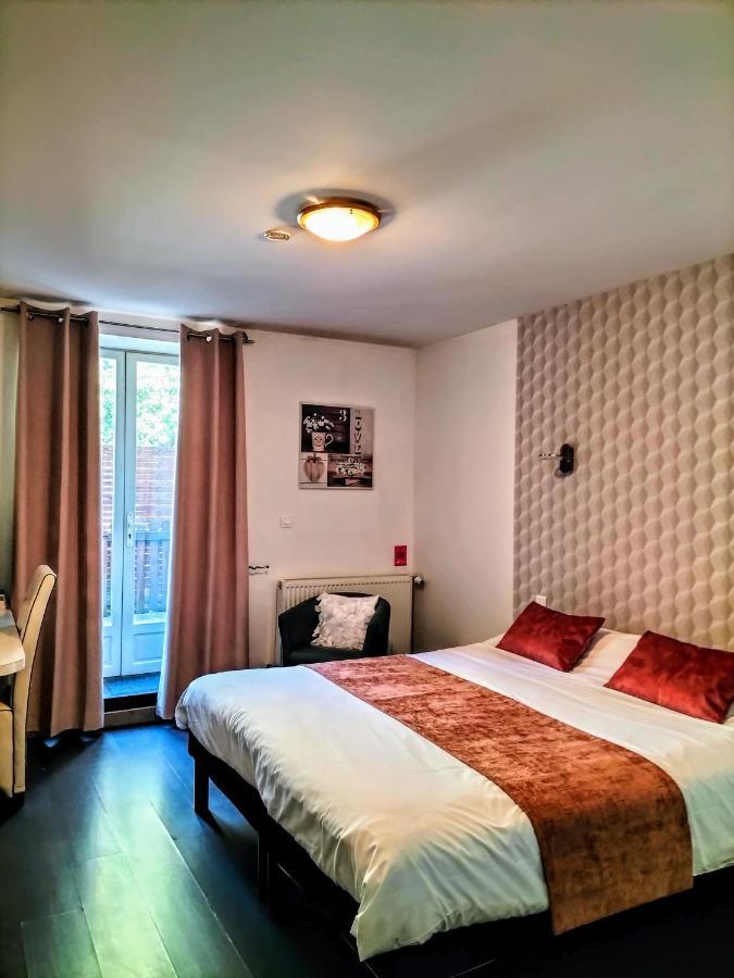 בורבון-לה-בה Hotel Restaurant Herard מראה חיצוני תמונה